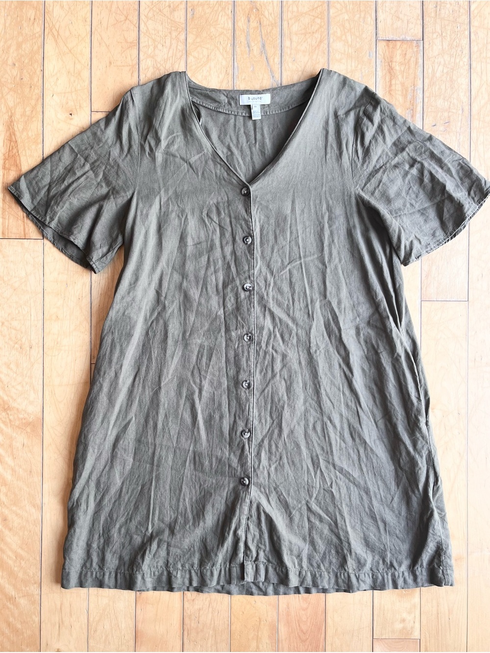 b.young Linen Blend Olive Button‑Front V‑Neck Top Size 38